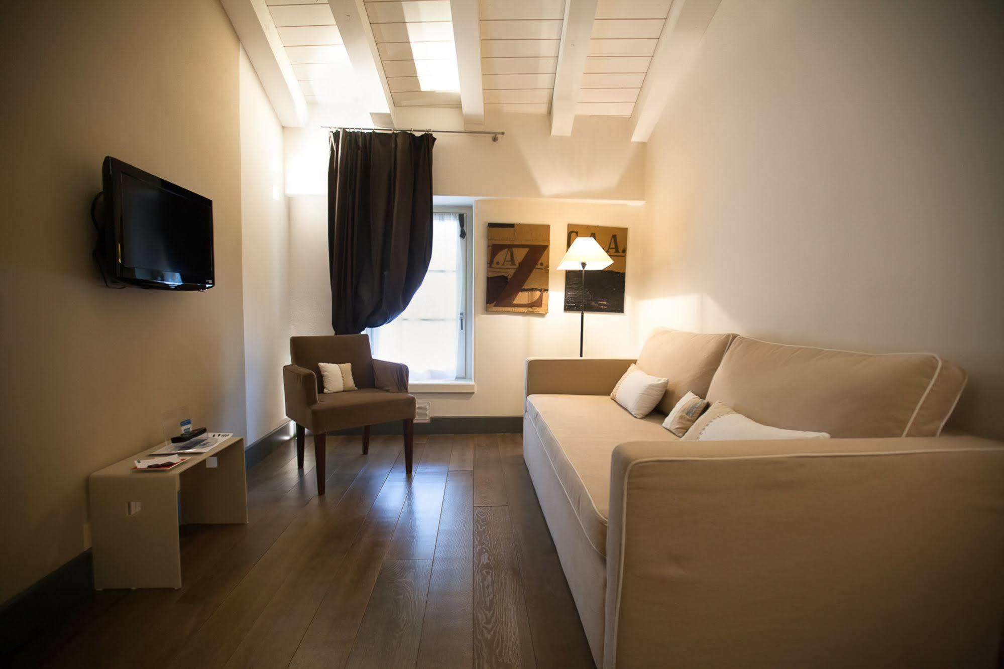 Gombithotel Bergamo Luaran gambar
